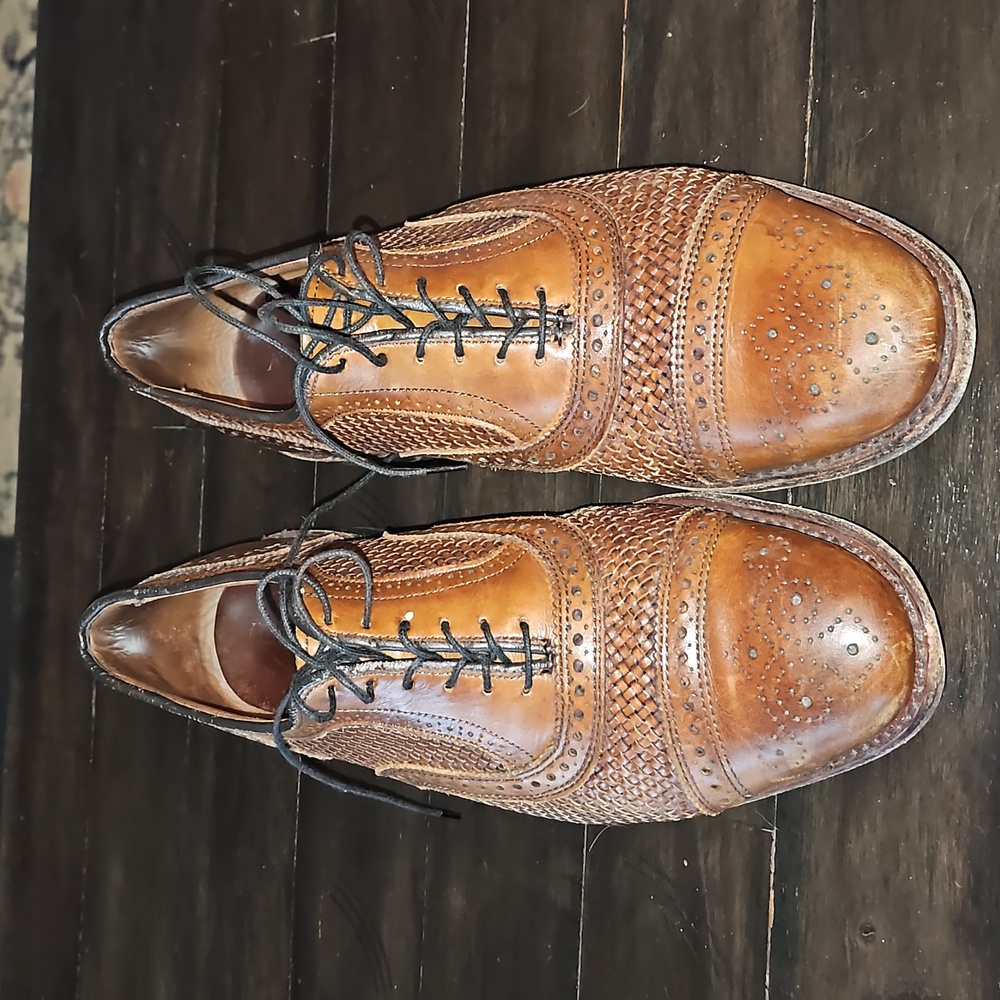 Allen Edmonds weave oxford